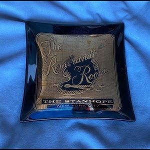 “The Rembrandt Room, The Stanhope, New York City” RARE vintage ashtray
